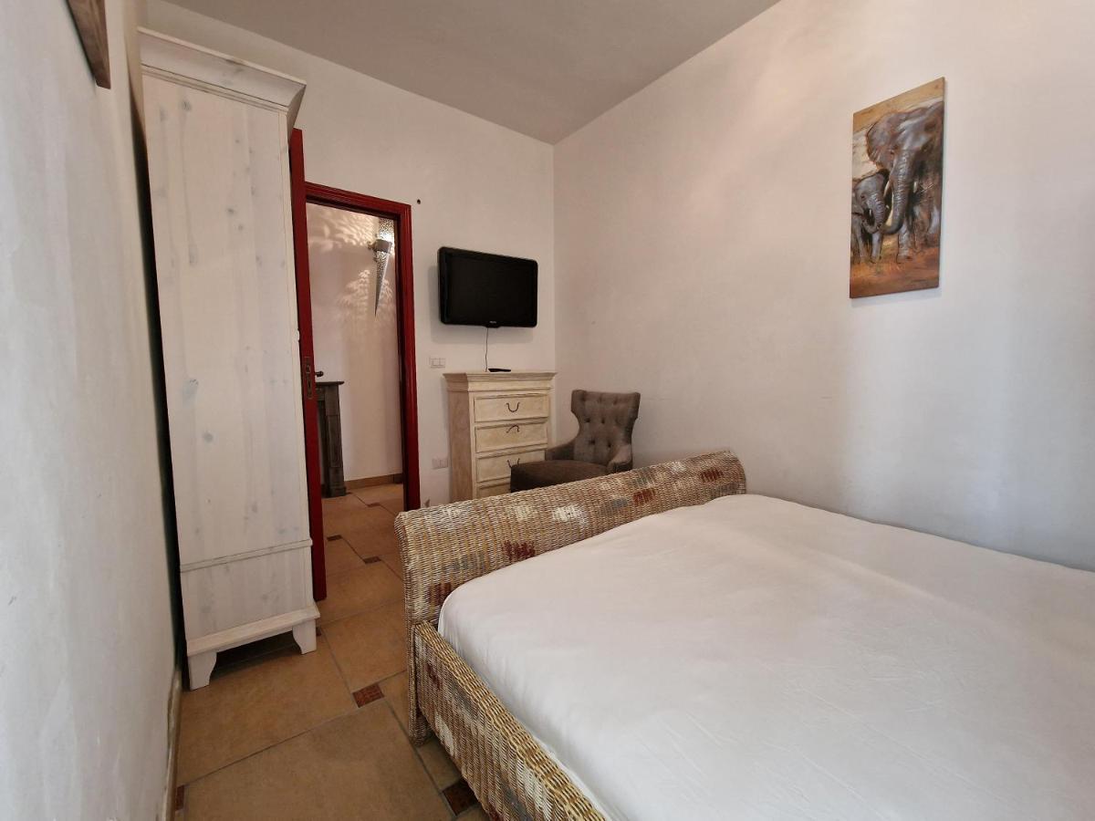 Trilocale Climatizzato Al Centro Di Torre San Giovanni Екстер'єр фото
